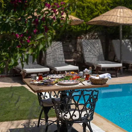 كوبينا ألاكاتي فندق ألاتشاتي