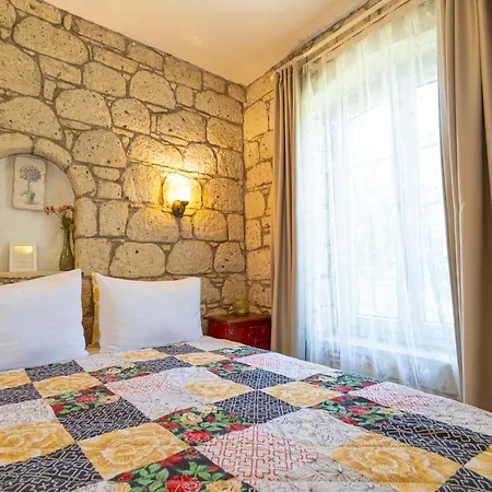 كوبينا ألاكاتي فندق 2*