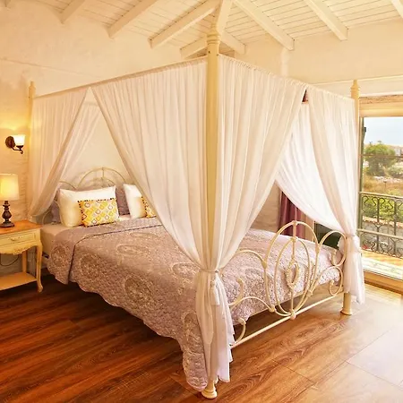 كوبينا ألاكاتي فندق ألاتشاتي