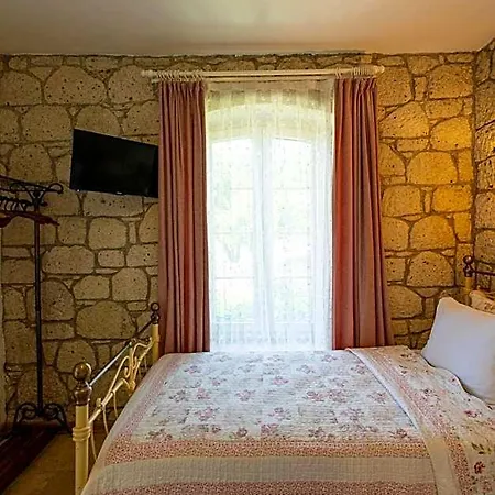 Kupina Alaçatı